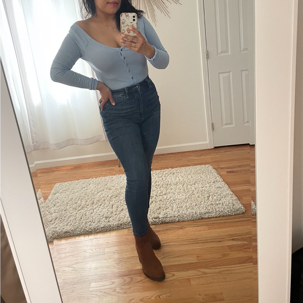 Fashionova- Baby-blue off the shoulder bodysuit